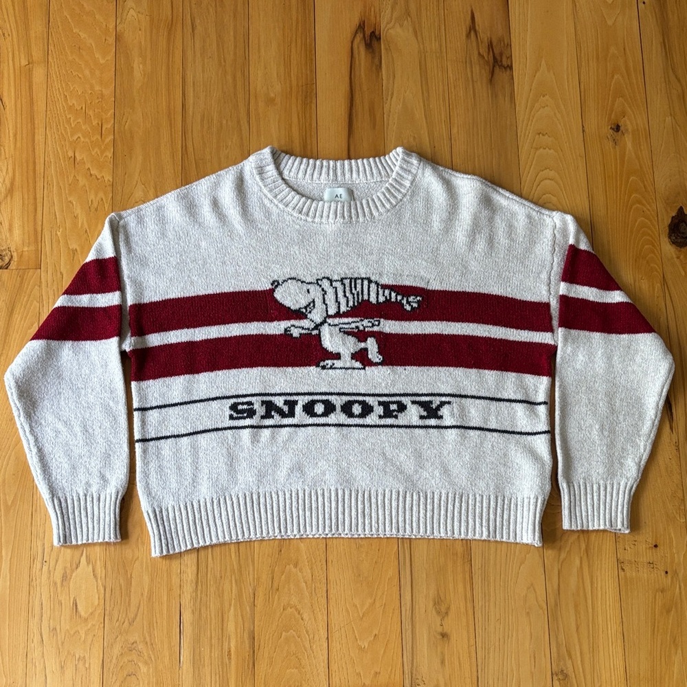 American Eagle Peanuts Snoopy Relaxed Fit Cropped Cozy Sweater White Red L